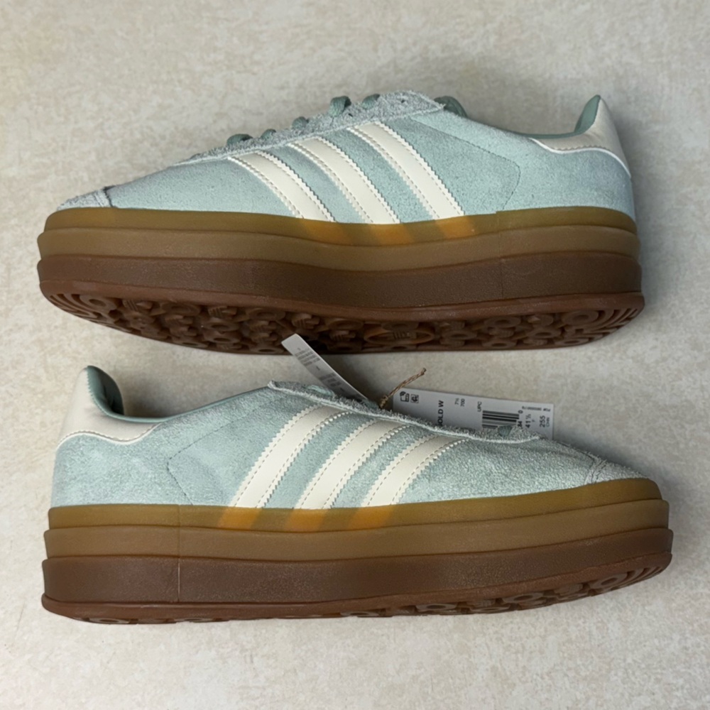NWT! Adidas | Gazelle Bold - Ash Green, Size 9 - Picture 5 of 14